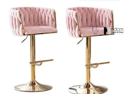 Ghế quầy bar nệm vải nhung chân thép mạ màu vàng CB2162B-F tại HCM 2