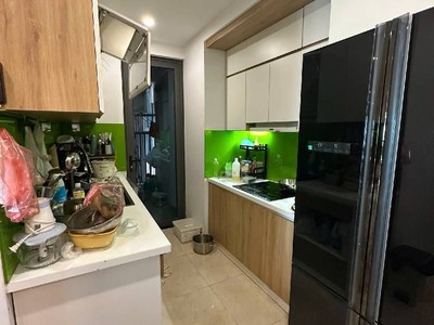 Hiếm căn chung cư sky centrer định công 8.7 tỷ 100m,sổ đỏ full nội thất 3