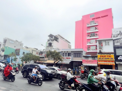 Hiếm bán - mặt tiền 40m đường nguyễn văn cừ - ngay góc ngã 4 trần hưng đạo, quận 1 - 145m2 - chính 1