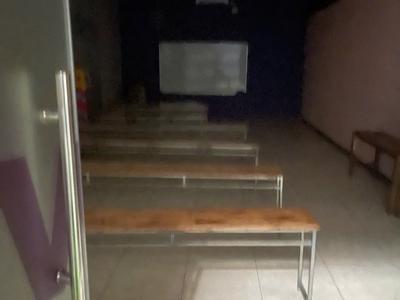 Sang nhượng mặt bằng kinh doanh diện tích lớn có hồ bơi giá cực tốt tại thủ đức 2