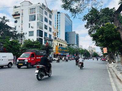 Mặt đường Trần Nguyên Hãn - 90m2 - ngang 9,6m - hợp đồng thuê 60 tr/th - giá 27 tỷ 0