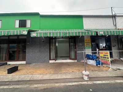 Cho thuê nhà nguyên căn mặt tiền đường rạch bà tiếng vị trí thuận lợi, kinh doanh tốt. 0
