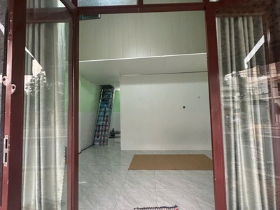 Cho thuê nhà nguyên căn mặt tiền đường rạch bà tiếng vị trí thuận lợi, kinh doanh tốt. 3