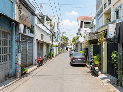 O2438 đất nở hậu sát chợ cầu - 147m2 giá chỉ 8.x tỷ 1