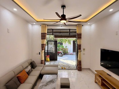 Cần bán nhà 2 tầng k196 âu cơ gần chợ hòa khánh 2