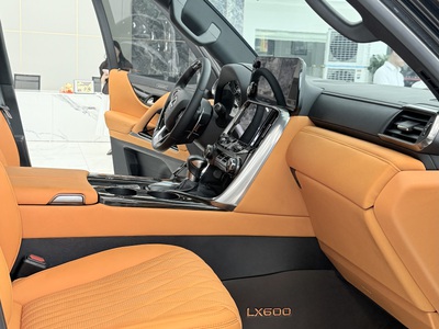 Bán Lexus LX600 VIP 4 chỗ, sản xuất 2023. xe cực đẹp. 9