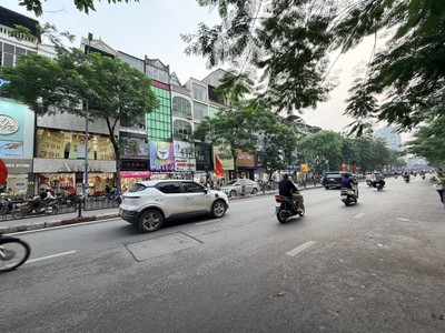 Mặt Phố Khu Trần Quốc Toản 90M2 6 Tầng 62 Tỷ KCBT 1 Sổ 1 Chủ, Sổ Vuông 1