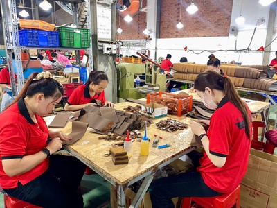 Túi Xách, Ví, Thắt Lưng, Thời Trang Nữ - Xưởng XTC Chuyên Sản Xuất Theo Yêu Cầu Thương Hiệu 1