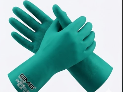 Găng Tay Nitrile GMG N1555 Bảo Vệ Hiệu Quả Khi Tiếp Xúc Hóa Chất Và Dầu Mỡ 1