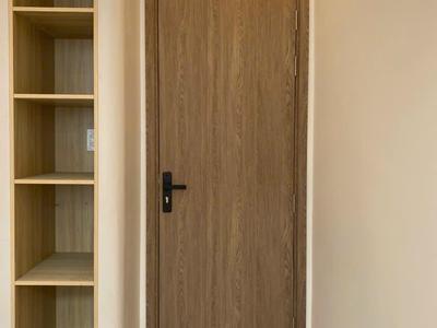 Cửa composite cho phòng ngủ - Giải pháp chống công vênh, mối mọt, ngấm nước 1