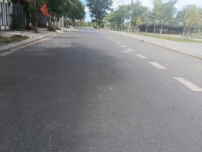 Bán đất sẵn sổ mặt tiền nguyễn thế lịch đối diện công viên 3