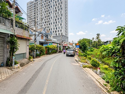 D2451 đất vuông sát nam long q12, 3 phút qua gò vấp, 5.x tỷ 2