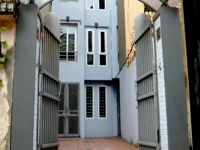 Cho thuê nhà riêng 4,5 tầng TDT 125 m2 có sân thoáng mát đầy đủ tiện nghi gần trung tâm Hà nội 4