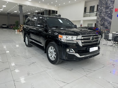 Toyota Land Cruiser 5.7V8 Xuất Mỹ Xe Sản Xuất Năm 2016 1