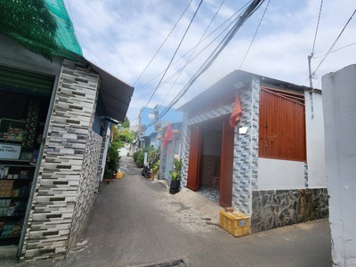 Nhà nguyên căn Đường 11,p. linh chiểu - đầy đủ nội thất, 3pn1wc giá 10tr 0