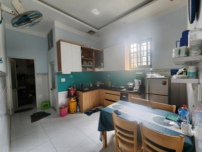 Nhà nguyên căn Đường 11,p. linh chiểu - đầy đủ nội thất, 3pn1wc giá 10tr 3