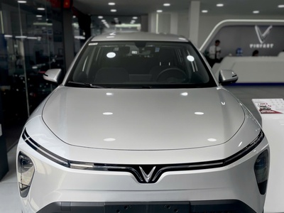 Vinfast Limo Green 2026 623 Triệu Nhận Xe Ngay 1