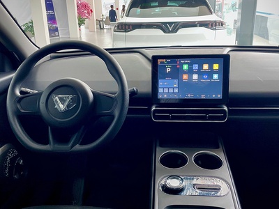 Vinfast Limo Green 2026 623 Triệu Nhận Xe Ngay 8