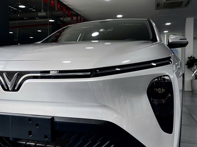 Vinfast Limo Green 2026 623 Triệu Nhận Xe Ngay 10