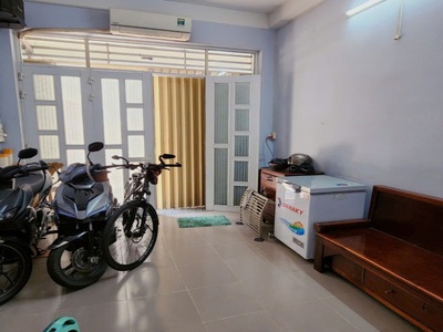 H2458 nhà trần bình trọng sát đh văn lang, mới ở ngay, 3.x tỷ 1