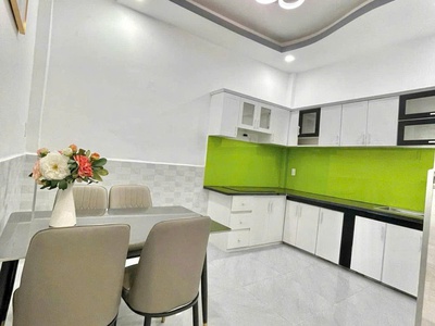 Nhà đẹp Gò Vấp - Vài bước ra mặt phố - Nhỉnh 5 tỏi 3
