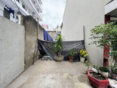 Cần bán 43,4m2 đất ngõ 287 Ngô Xuân Quảng. Đường thông ô tô nhỏ, ngay gần trường chợ 2