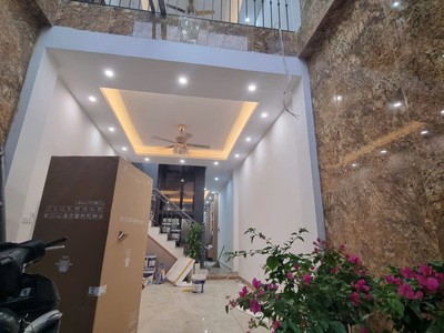 Bán 66m - 5 Tầng - 4.2m.Mặt Tiền. Phạm Tuấn Tài Cầu Giấy 1