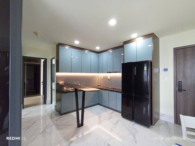 Bán căn hộ 2Pn 74m2 view sông, nhà full nội thất tổng giá 5.7 1