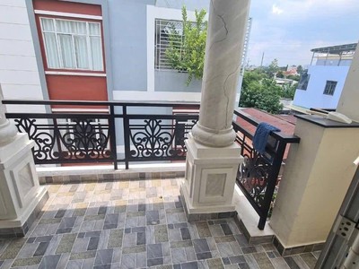 Cho thuê Nhà Nguyên căn hẻm oto đường số 11, p. trường thọ - 3 tầng có 4pn3wc Giá 13tr/tháng 7