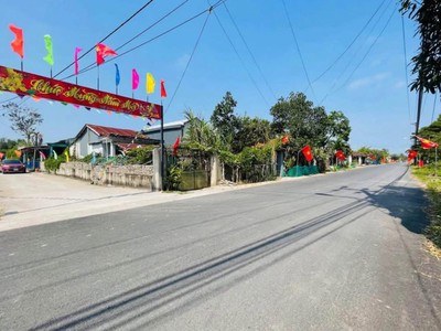 Bán nhanh lô đất gần chợ Lệ Trạch Hòa Tiến 120m full thổ cư 1