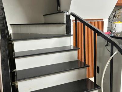 ♪ sau mặt tiền lê đình lý, 66m2, ngang 4.2m, 2 tầng cứng cáp, 3pn, sân rộng, nhỉnh 4 tỷ 1