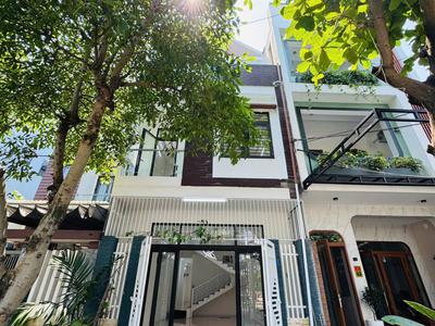 Nhà đẹp 3 tầng - lý đạo thành   sơn trà, 100m2 -11,x tỷ 0