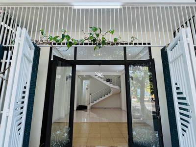Nhà đẹp 3 tầng - lý đạo thành   sơn trà, 100m2 -11,x tỷ 1