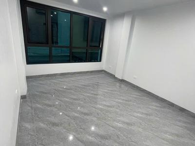 Cho thuê nhà 3 tầng mới phan văn trường, cầu giấy 0