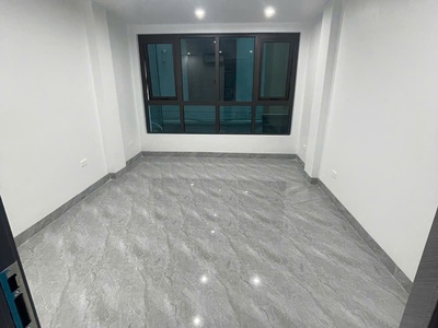 Cho thuê nhà 3 tầng mới phan văn trường, cầu giấy 2