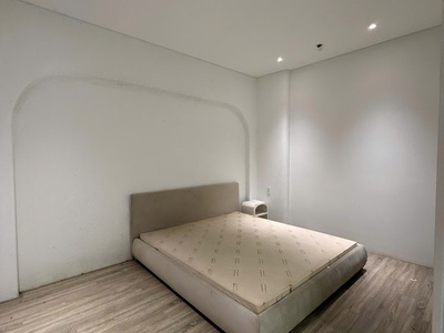 Bán nhà K114/9/18 Lê Độ, Biệt thự sân vườn trung tâm, gần siêu thị 6