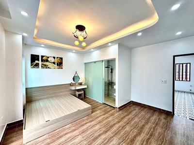 Nhà xây mới - Vị trí gần coordmark,vườn hoa Nguyễn Trãi ☘ Diện tích 80m 0