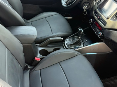 Kia Rondo Máy Dầu Số Tự Động 2016 7 Chỗ Rộng Rãi 5