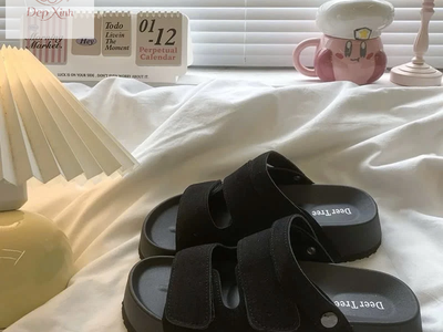 Thanh Lịch Và Dễ Phối Đồ Với Sandal Cao Gót Quai Chéo Màu Đen 0