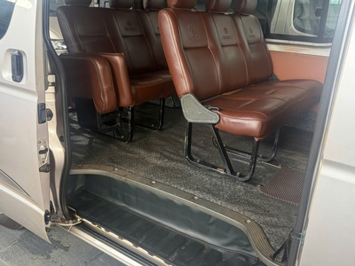 TOYOTA HIACE 2006 zin đẹp máy êm 2