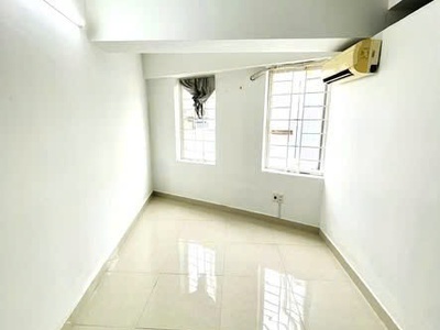 Pass phòng giá tốt, vị trí đẹp bình thạnh , dọn vào ở ngay đầu tháng 7 1