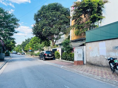 Bán 332,8m2 khu đất đấu giá xây dựng nhà ở Phường Việt Hưng - Ngõ 56 Kim Quan Thượng 0