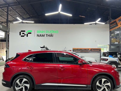Xe lướt Vinfast VF8 xe đẹp như mới 2