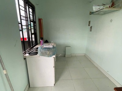 Pass phòng nguyên tầng 2 phòng, ban công sân thượng - rộng rãi, thoáng mát. 3