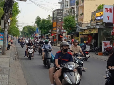 Cho thuê nhà mặt tiền nguyễn văn quá   vị trí đẹp, phù hợp trung tâm  anh ngữ, văn phòng, trung tâm 1