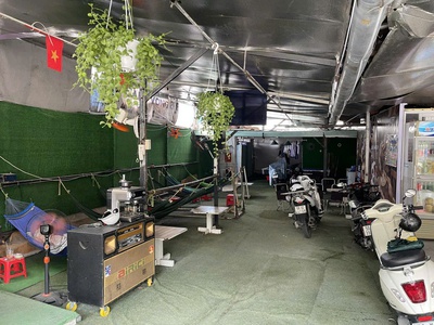 Hóc môn sang nhượng quán cafe võng dt : 300 m2 mb thuê chỉ 7tr , có 2 pn máy lạnh, tel : 1