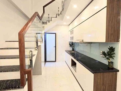 Bán Nhà Gần Cấp Tường Cấp 2 Thạch Bàn, Long Biên, 35m2, 5T chỉ 7,1 tỷ 0