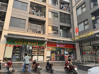 Bán shophouse chân đế, mặt sảnh kđt vinsmart. 0
