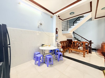 Bán nhà đồng nai quận 10 - gần mặt tiền - khu vip 1