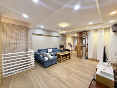 Bán nhà sư vạn hạnh - quận 10 hẻm nhựa oto nội thất cao cấp 1